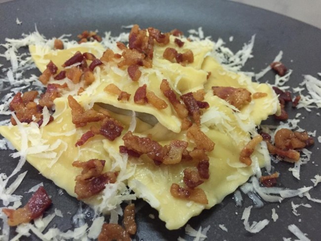 ravioli cacio e pepe ravioli cacio e pepe