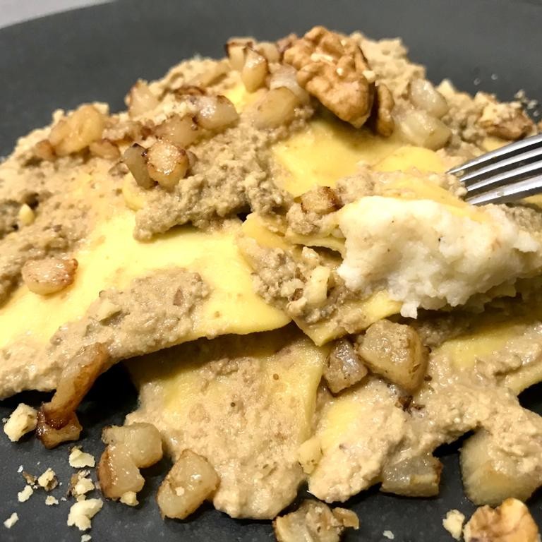 pasta ripiena noci