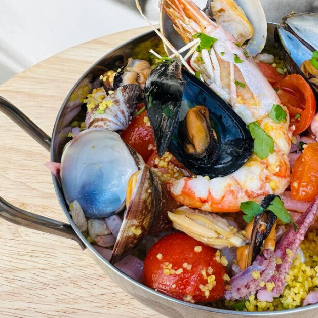 Imbandiamo le nostre tavole (1)