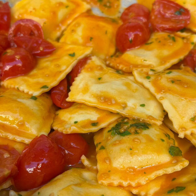 imbandiamo le nostre tavole